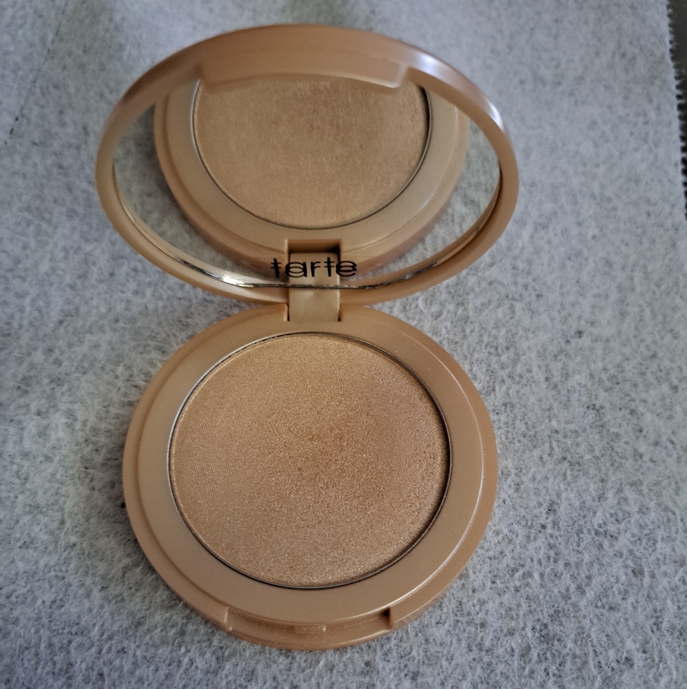 Tarte Highlighter: Exposed